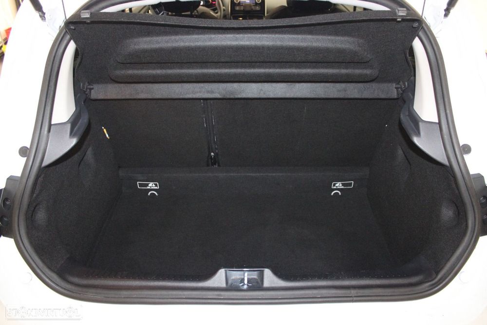 Renault Clio 1.5 dCi Zen - 23