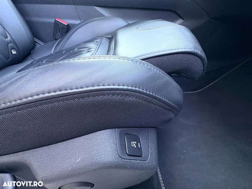 Peugeot 3008 1.2 PureTech 130 EAT8 GT - 22