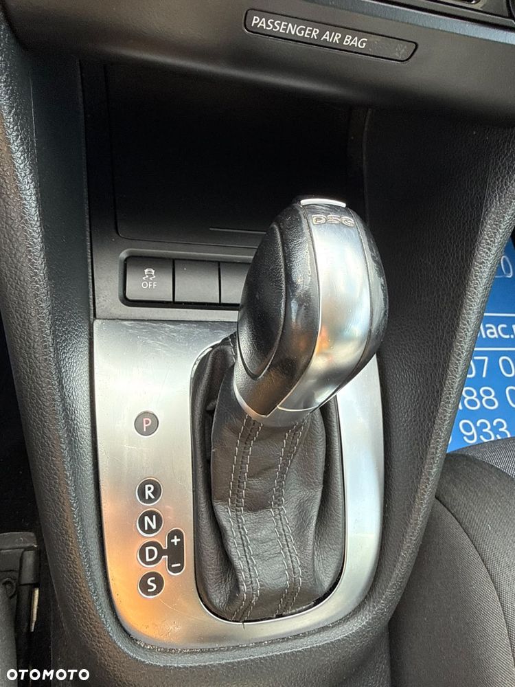Volkswagen Golf 1.6 TDI DPF DSG Style - 26