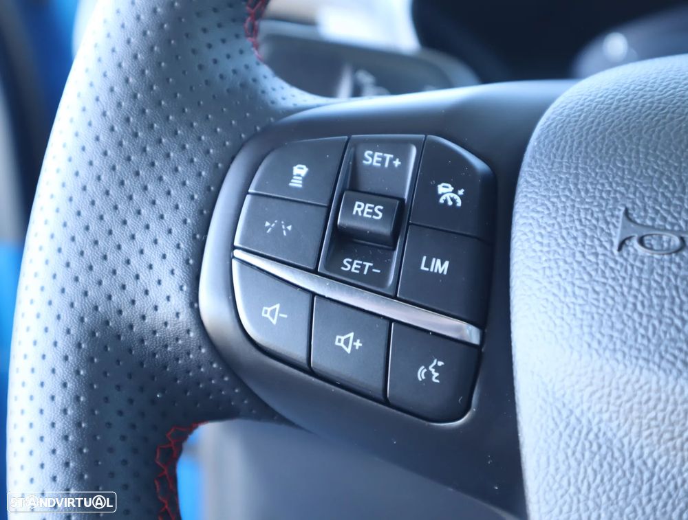 Ford Kuga 2.5 PHEV ST-Line X - 40