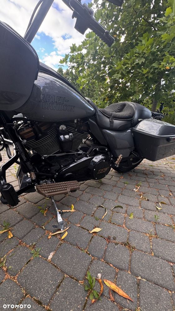 Harley-Davidson Touring Road Glide - 5