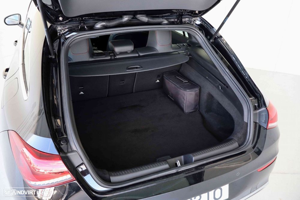 Mercedes-Benz CLA 250 e Shooting Brake AMG Line - 9