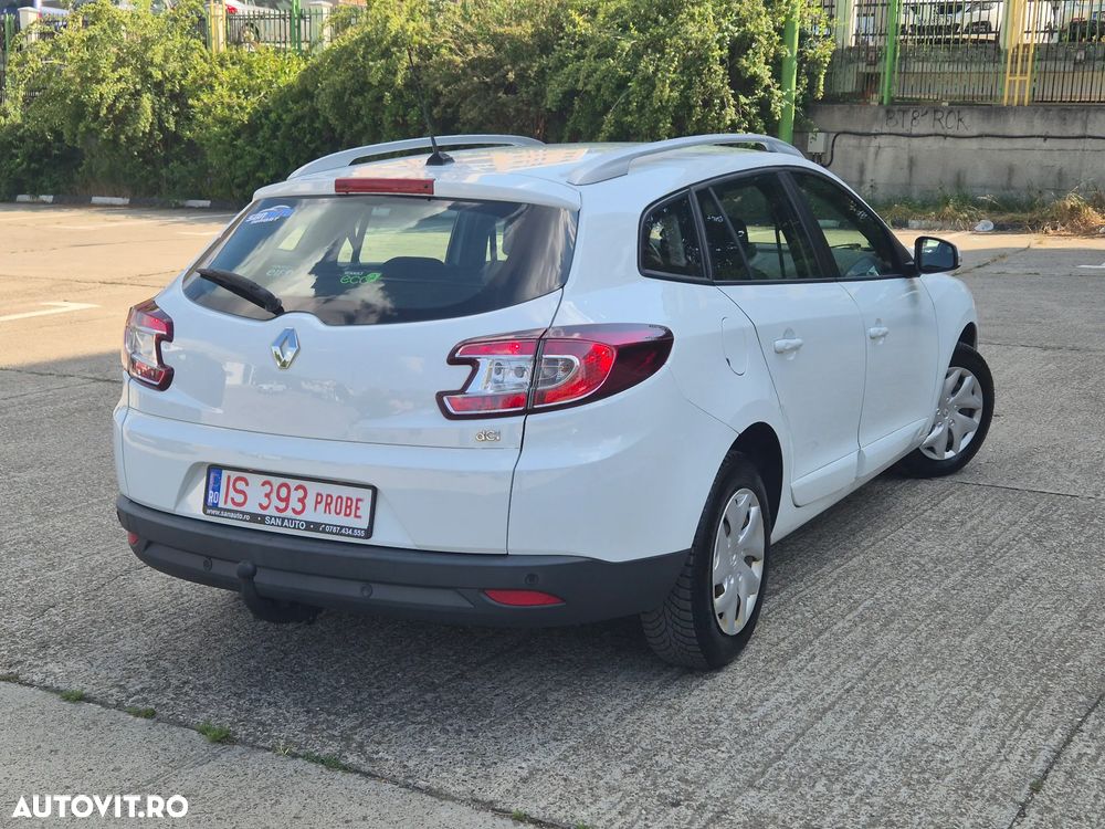 Renault Megane dCi 110 FAP Paris - 4