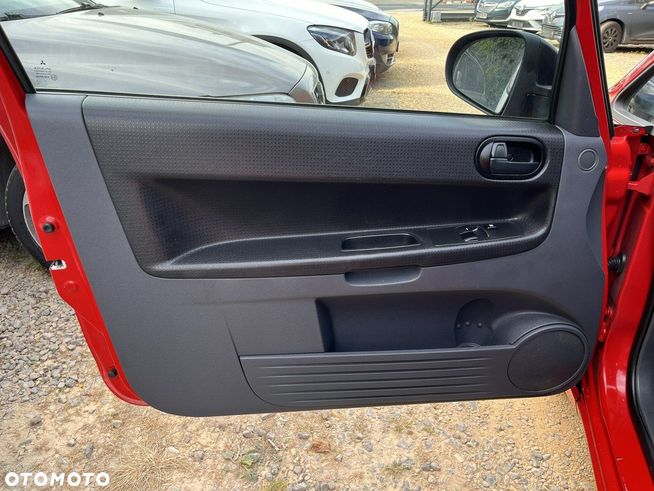 Mitsubishi Colt - 11