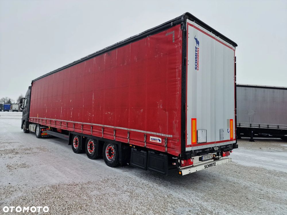 Schmitz Cargobull MEGA VARIOS - NOWE HAMULCE - OPONY 90% - OŚ PODNOSZONA - 10