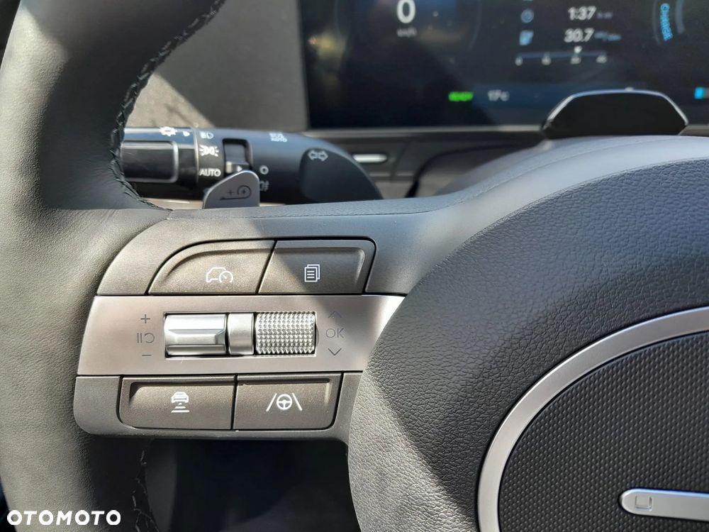 Hyundai Kona 65kWh Executive - 26