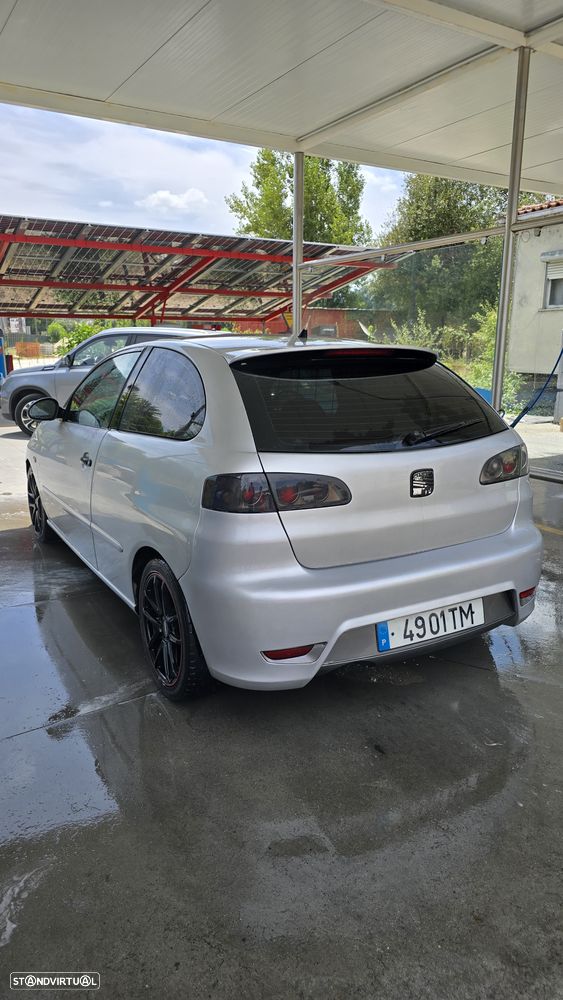 SEAT Ibiza - 5