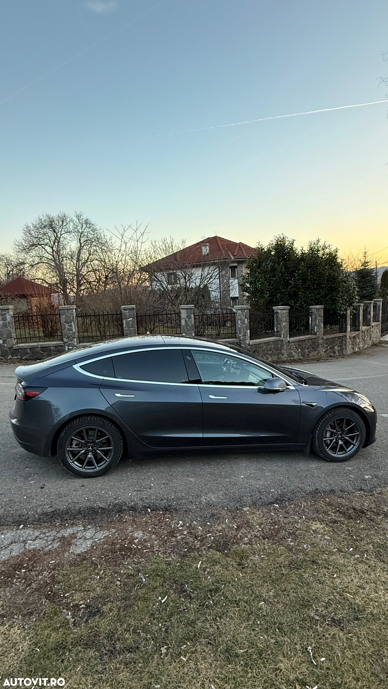 Tesla Model 3 Langstreckenbatterie Allradantrieb Dual Motor - 2