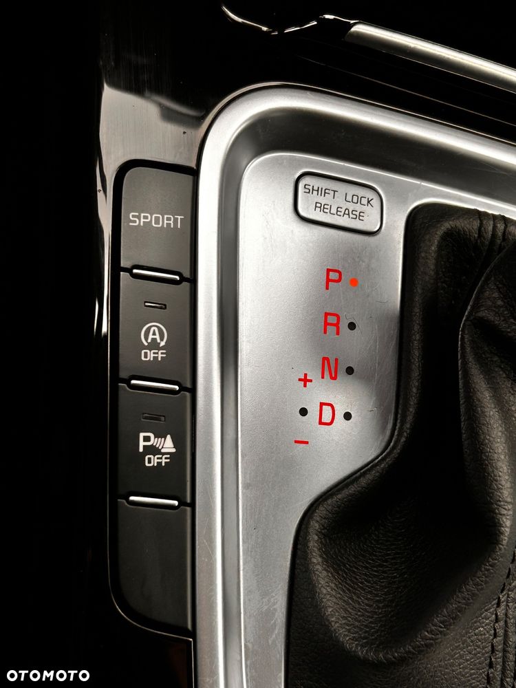 Kia Ceed 1.6 CRDi SCR L Business Line Plus DCT - 30