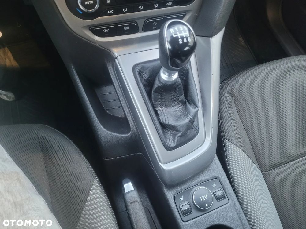 Ford Focus - 12