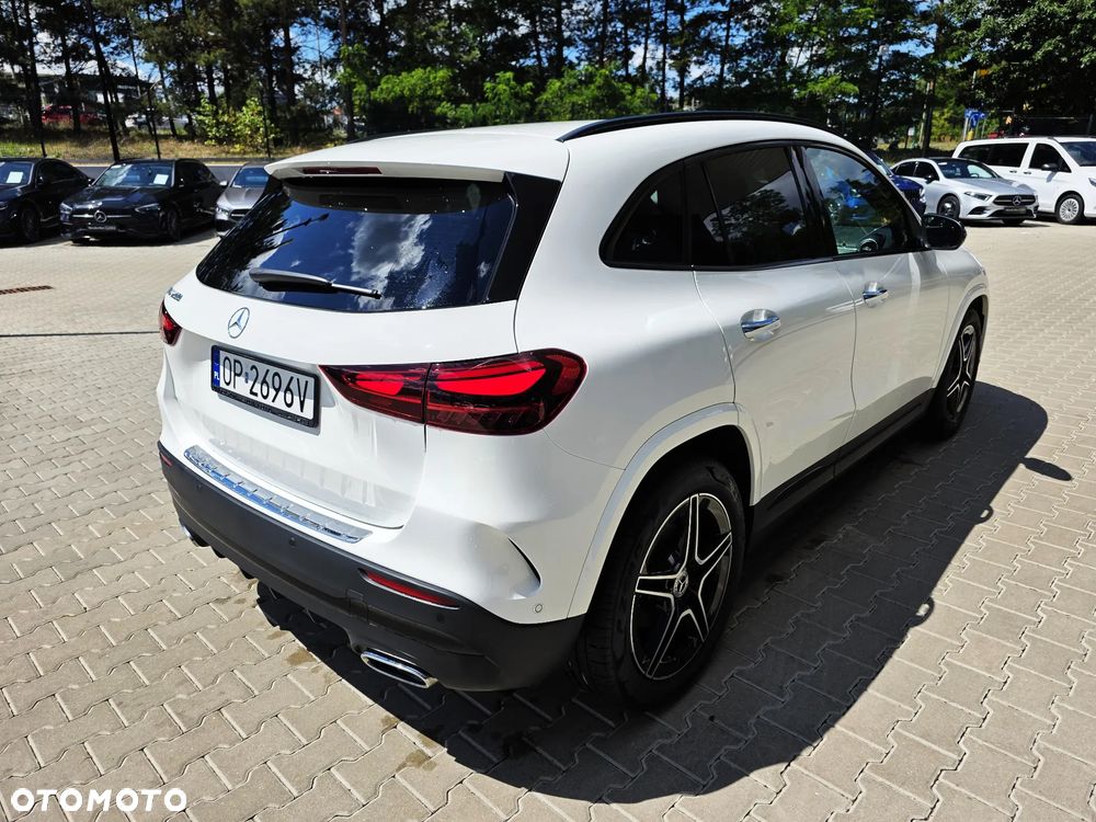 Mercedes-Benz GLA 200 AMG Line - 6