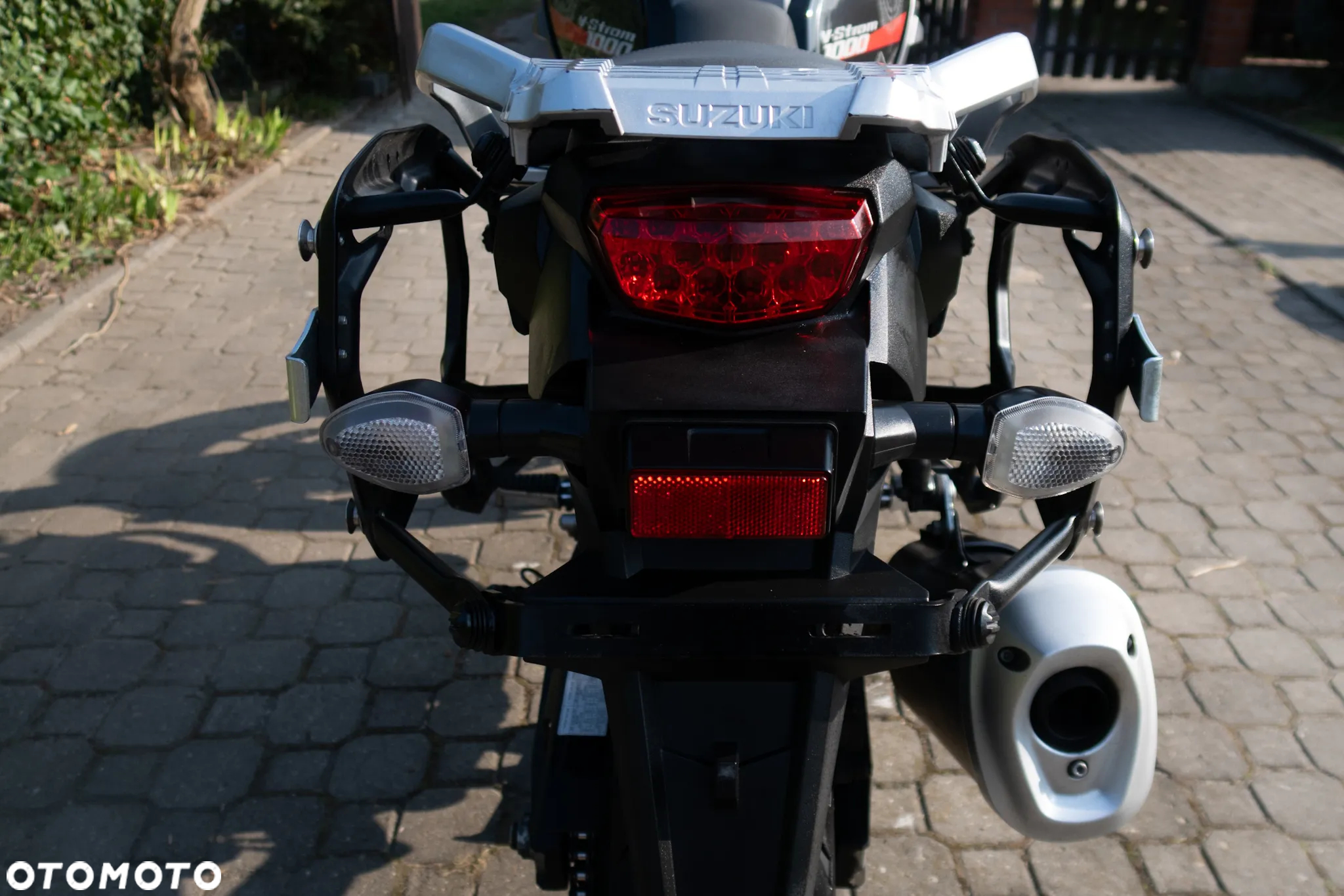Suzuki V-STROM - 17