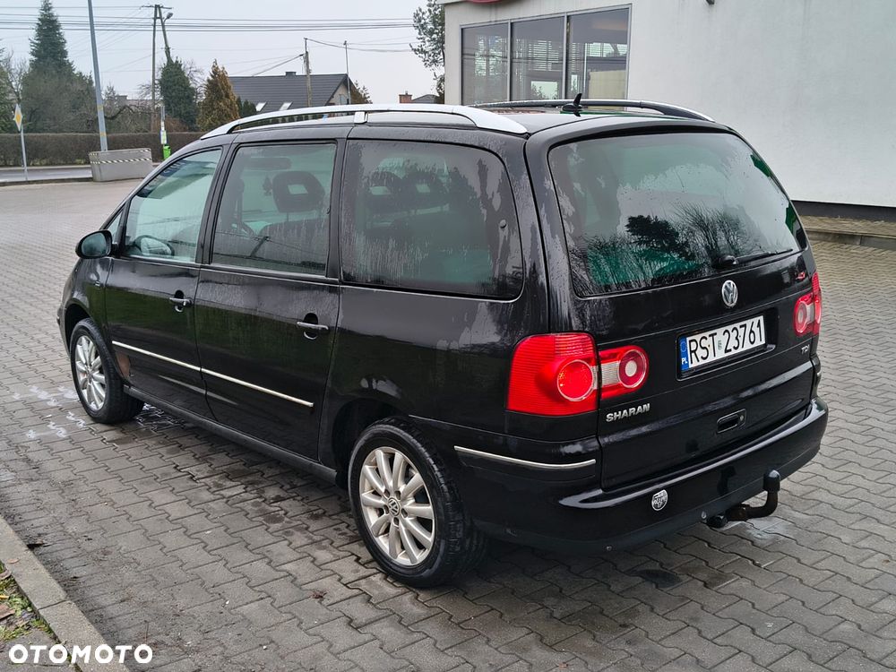 Volkswagen Sharan 1.9 TDI Basis - 4