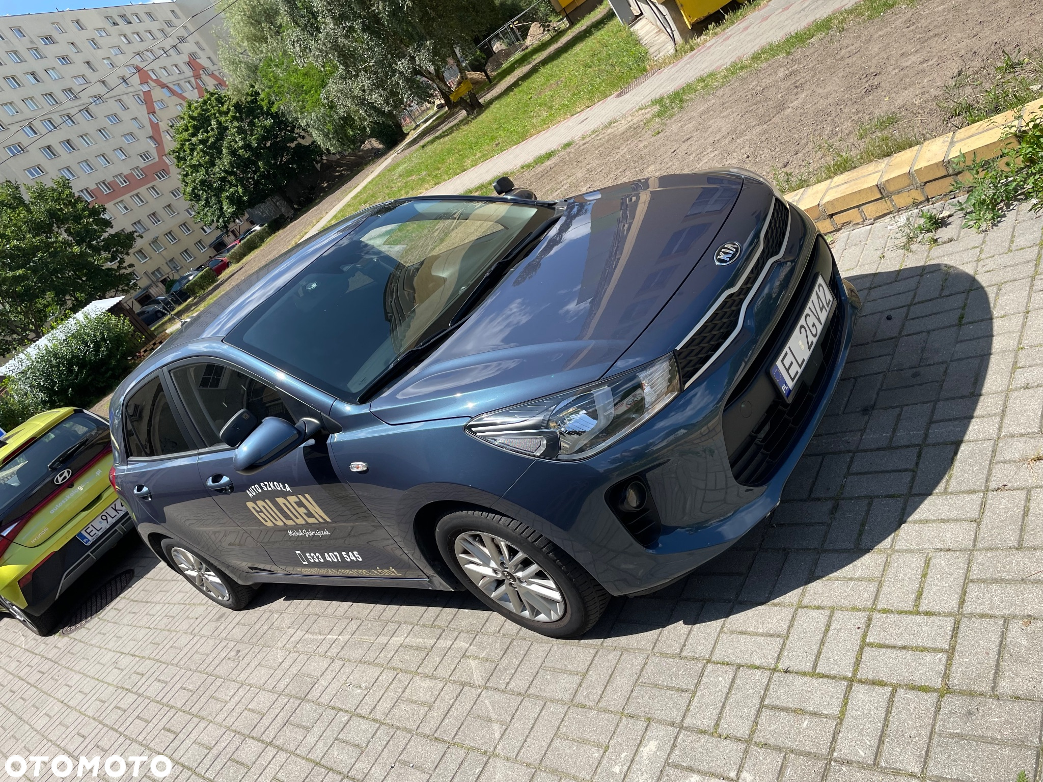 Kia Rio 1.2 L - 4