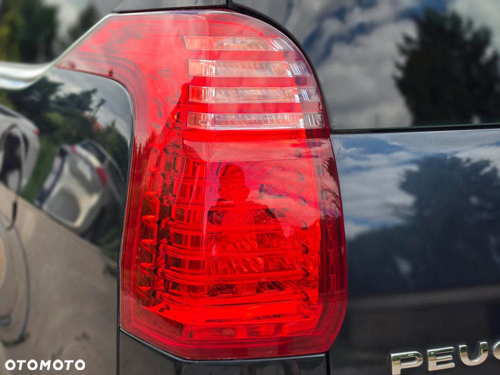 Peugeot 5008 - 12