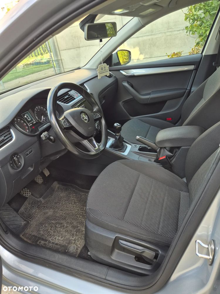 Skoda Octavia 1.6 TDI Ambition - 8