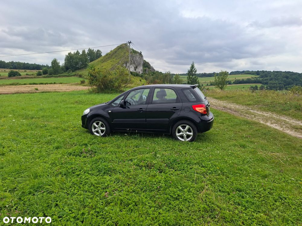 Suzuki SX4 - 24