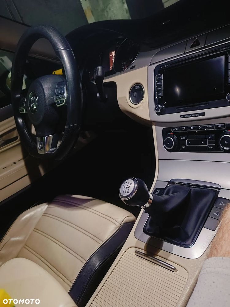 Volkswagen Passat CC - 7