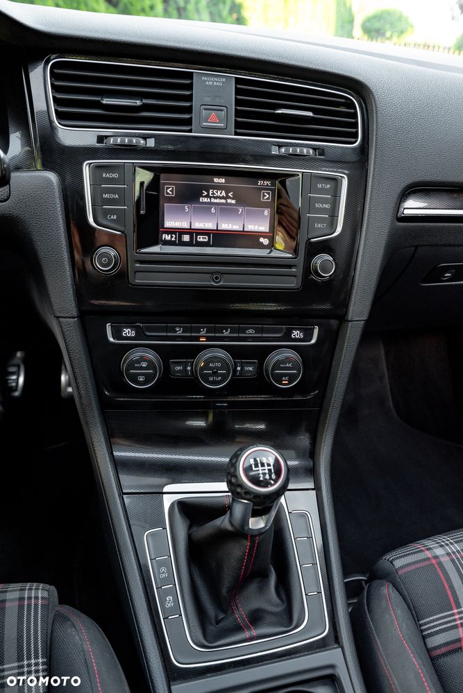 Volkswagen Golf 2.0 TSI BMT GTI - 35