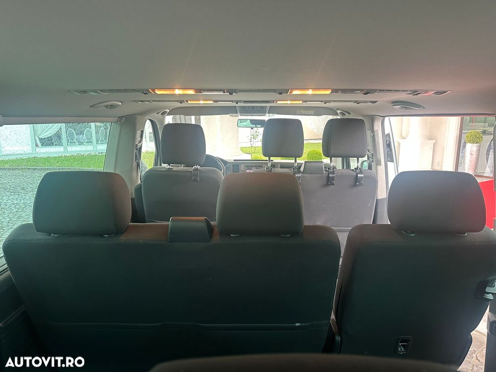 Volkswagen Caravelle LR Comfortline DSG 4M - 10