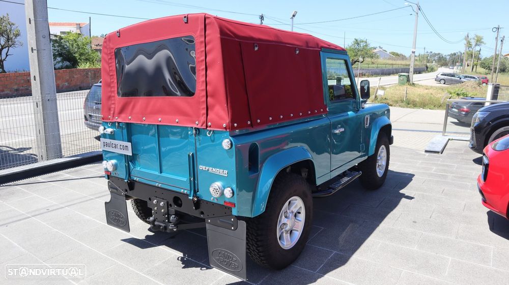 Land Rover Defender - 5