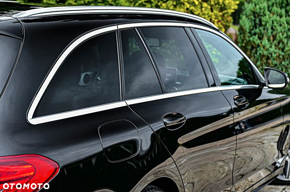 Mercedes-Benz Klasa C 250 7G-TRONIC AMG Line - 17