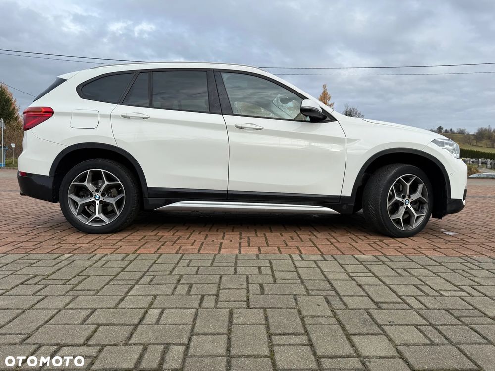 BMW X1 xDrive20d - 8