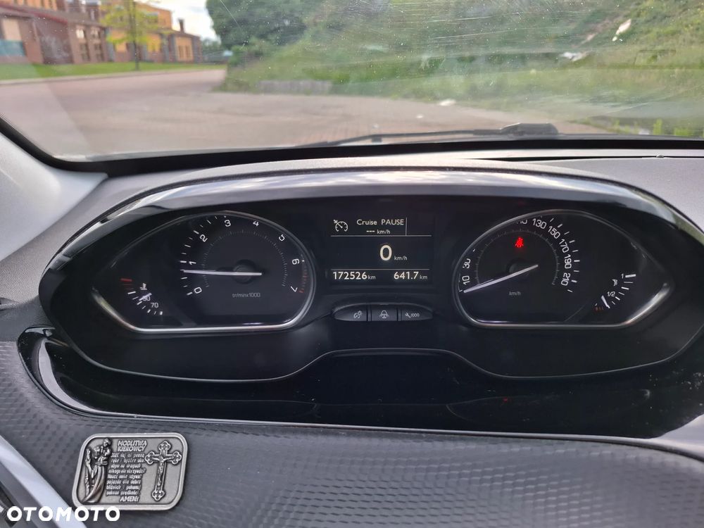 Peugeot 2008 1.6 VTi Allure - 14