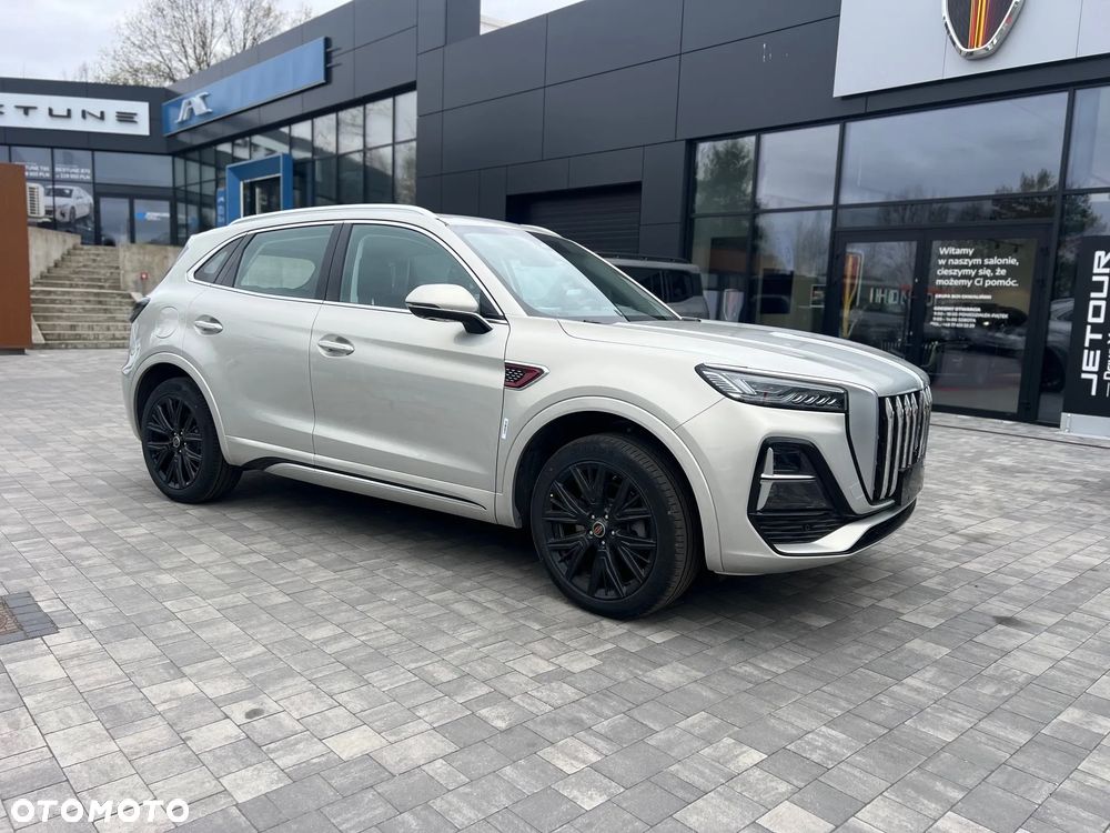 Hongqi HS5 - 2