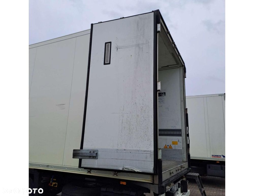Schmitz Cargobull SKO FP 60 ThermoKing SLXi 300 - 8