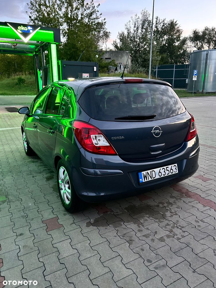 Opel Corsa - 8
