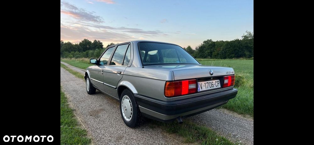 BMW Seria 3 324d - 1