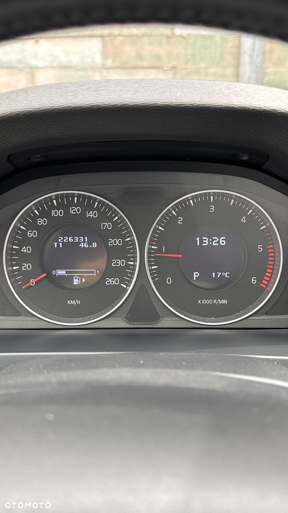 Volvo V60 D2 Geartronic Powershift Kinetic - 25