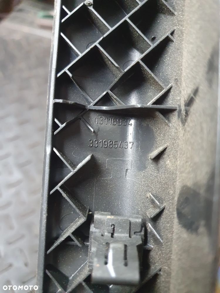 OPEL ASTRA H III LISTWA OZDOBNA KONSOLI EUROPA 13116934 POSIADAM 2 SZT - 7