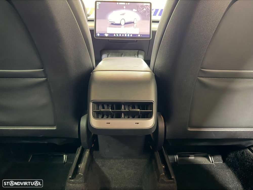 Tesla Model Y Long Range Tração Integral - 38