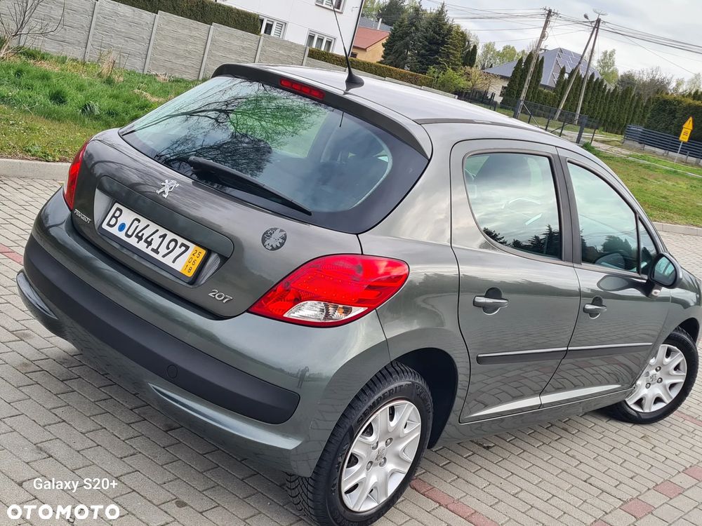Peugeot 207 - 7