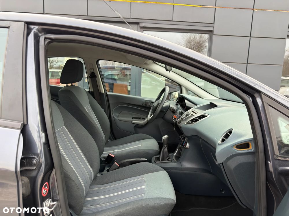 Ford Fiesta 1.25 - 27