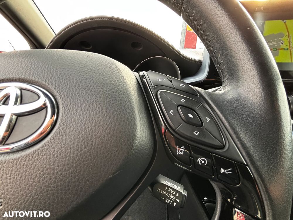 Toyota C-HR 2.0 Business-Edition - 13