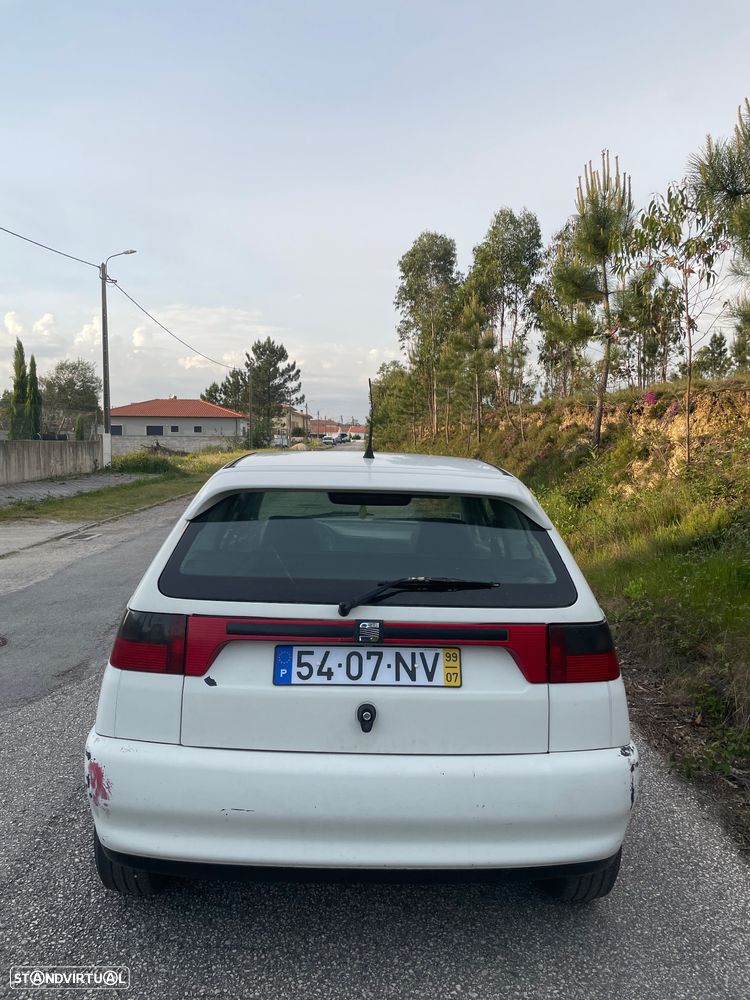SEAT Ibiza - 4