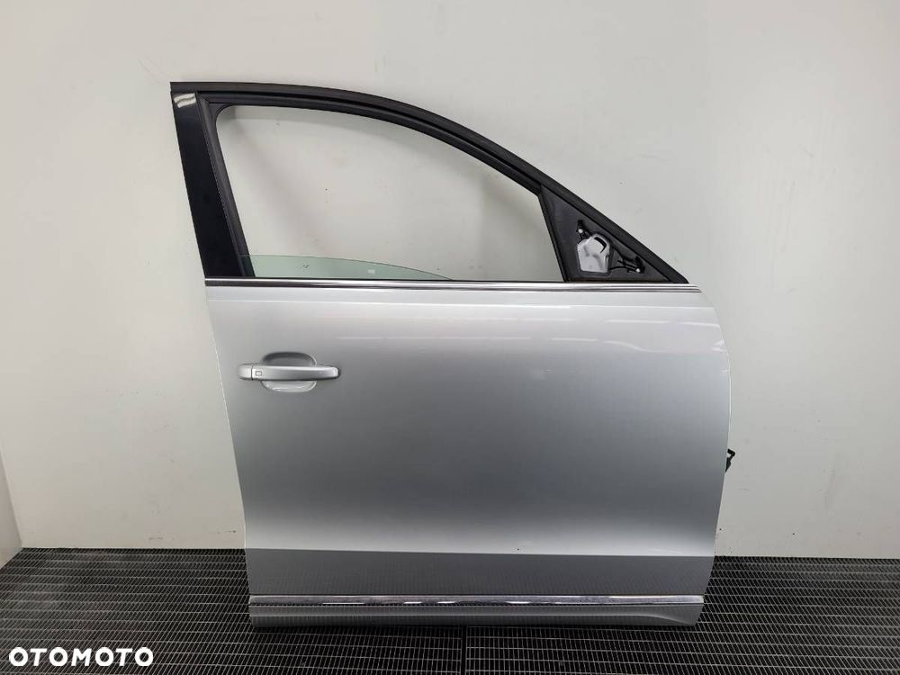 DRZWI PRZÓD PRZEDNIE PRAWE KOMPLETNE AUDI Q5 8R LX7W - 1