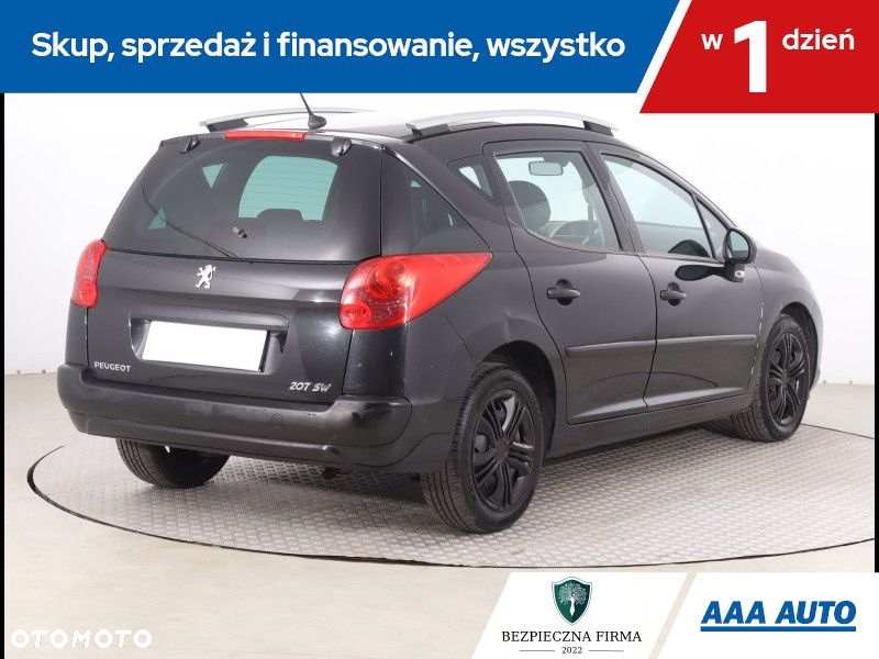 Peugeot 207 - 6