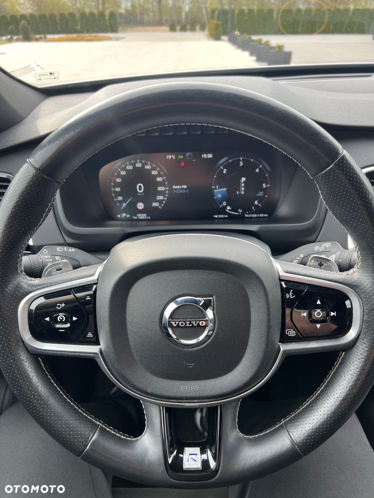 Volvo XC 90 D5 AWD Geartronic RDesign - 11