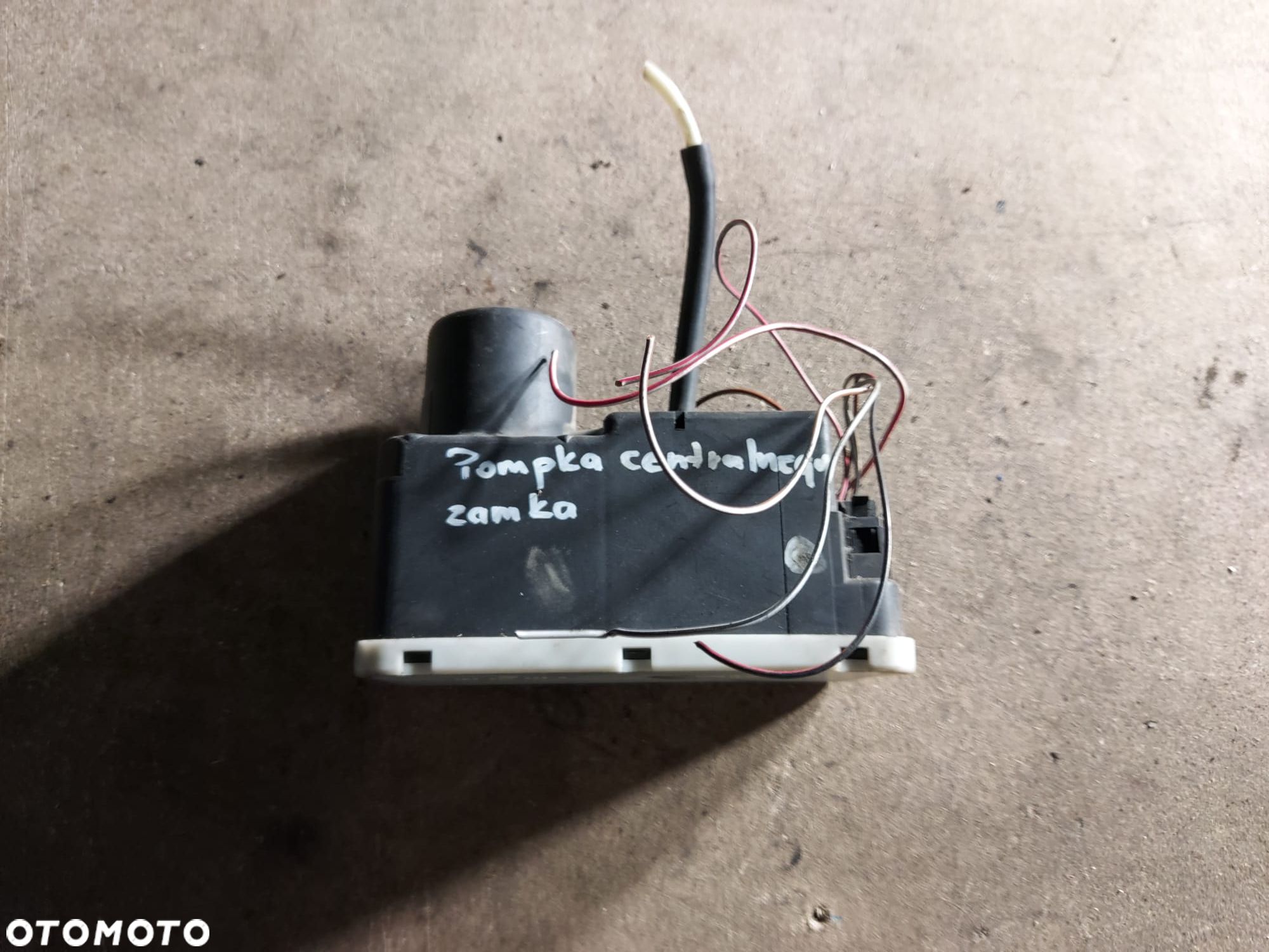 Pompka Kompresor Centralnego Zamka Volkswagen Polo 9N 1H0982257B - 1