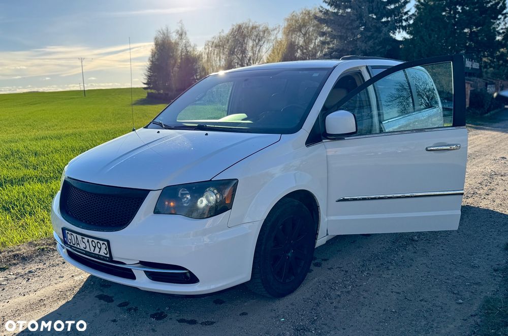 Chrysler Town & Country 3.6 Touring - 1