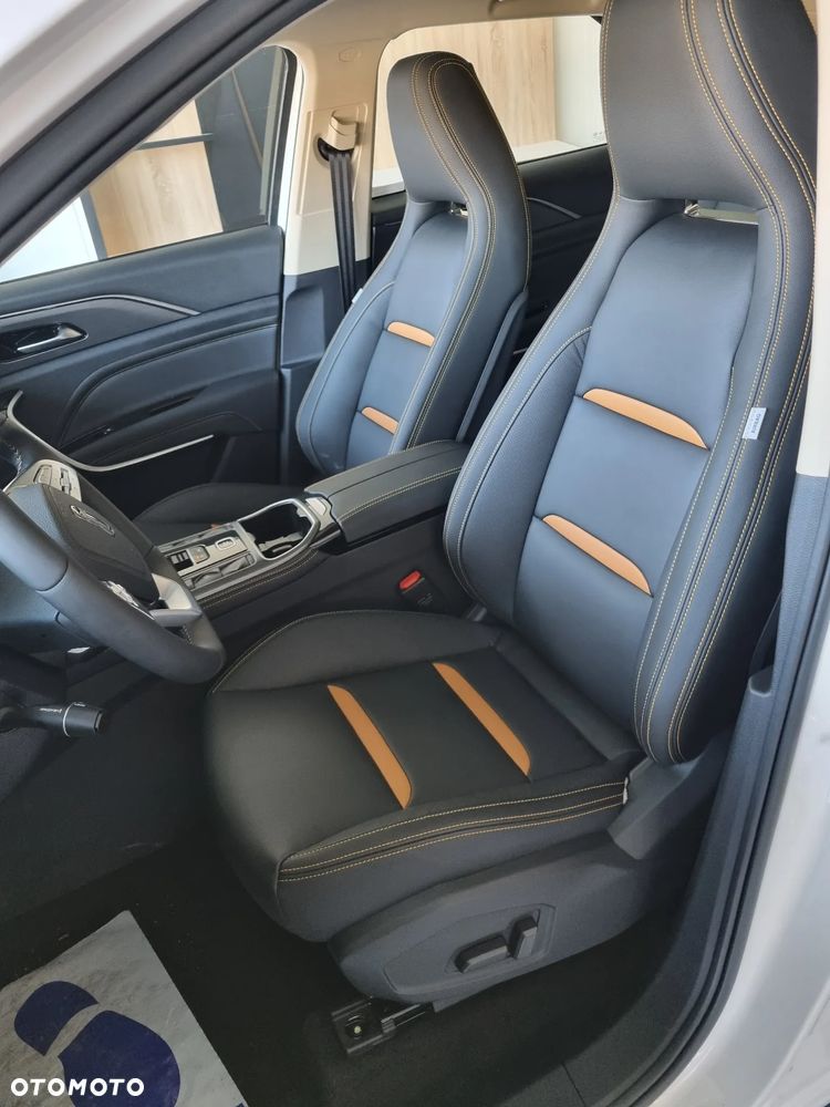 Bestune T77 1.5T Business DCT - 5