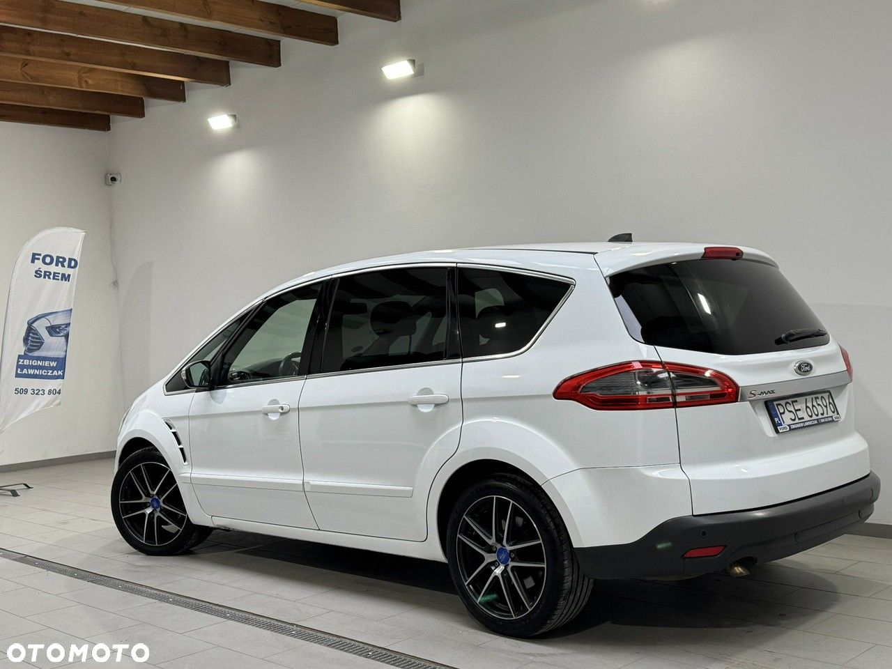 Ford S-Max - 18