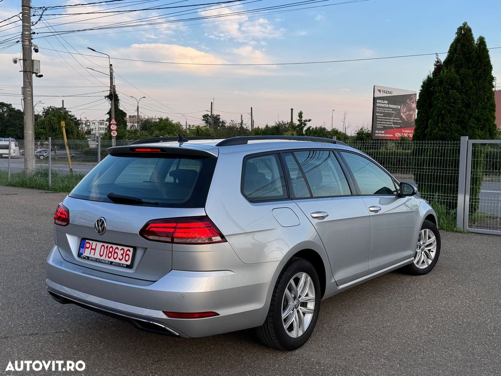 Volkswagen Golf 2.0 TDI SCR DSG Comfortline - 15