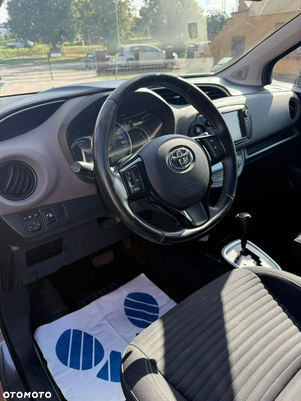 Toyota Yaris - 15