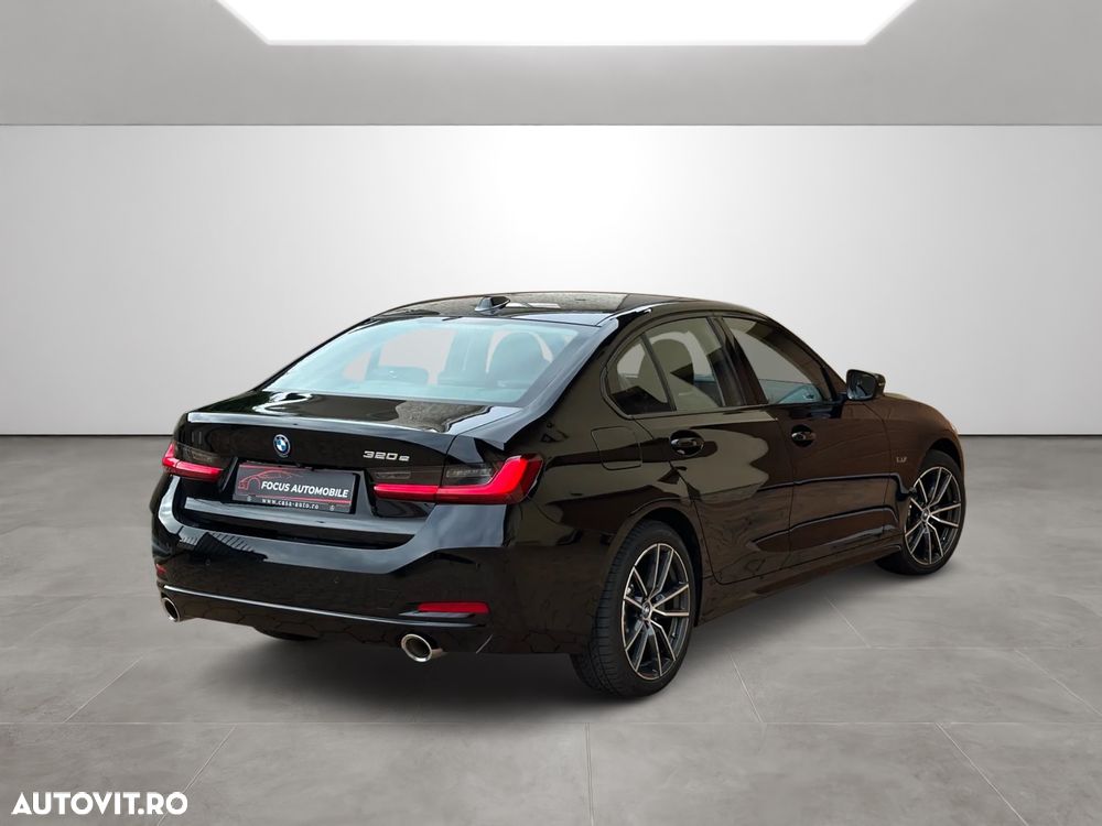 BMW Seria 3 320e Aut. Sport Line - 6