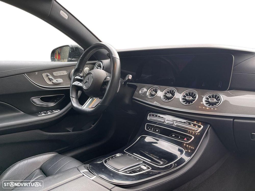 Mercedes-Benz E 300 d AMG Line 4Matic Aut. - 14